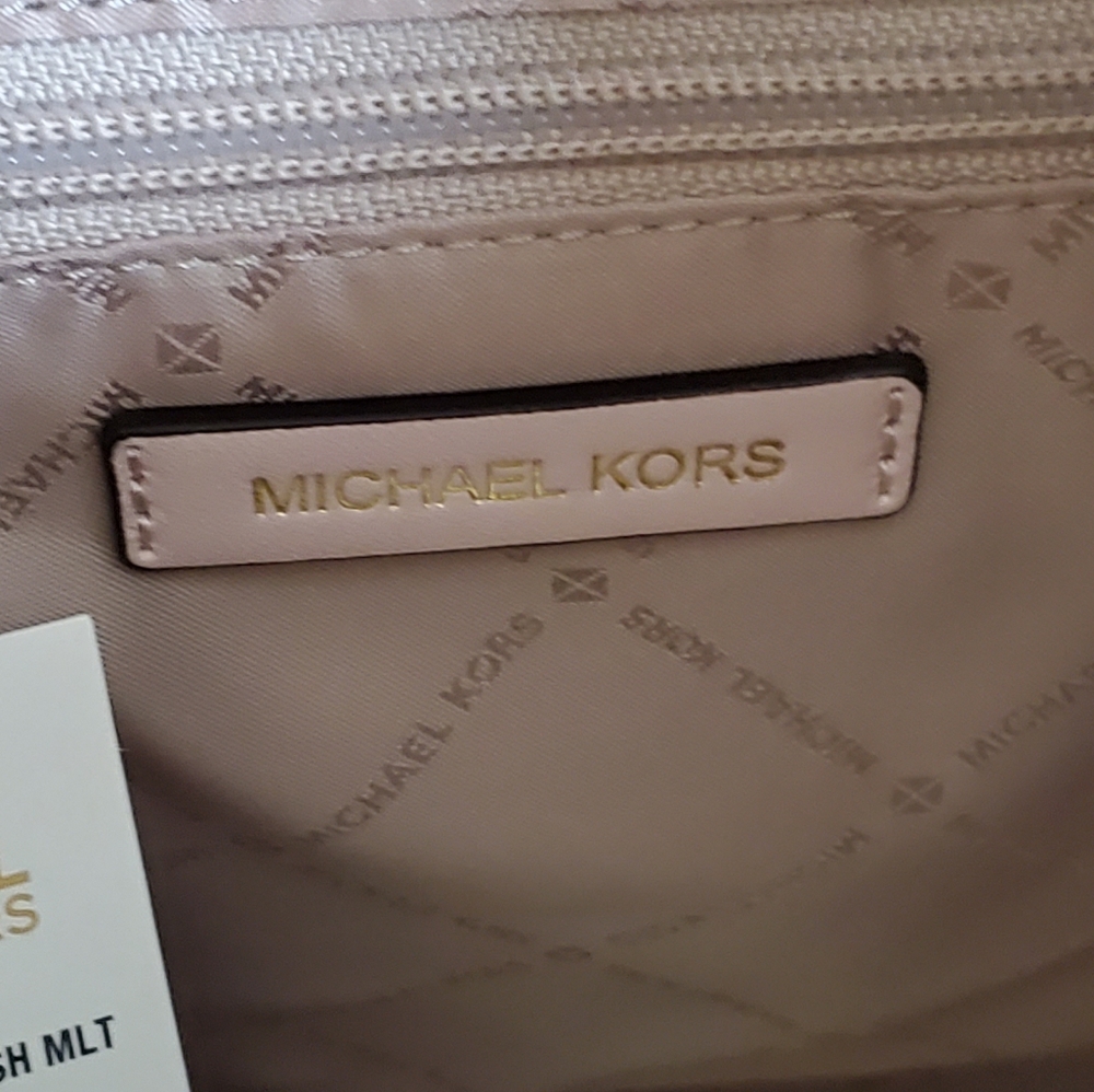New Michael Kors Large Chain Backpack Vanilla & Pink - Picture 7 of 9